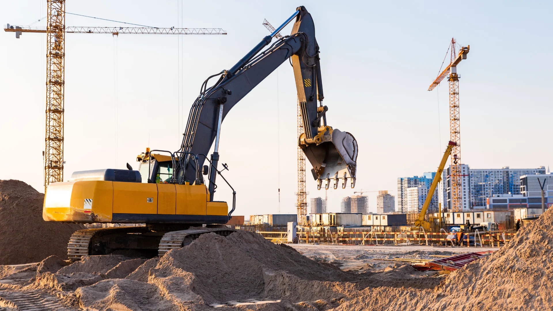 An excavation estimate in Toronto helps homeowners plan their project budget by accounting for site work, equipment, labour, and soil removal.